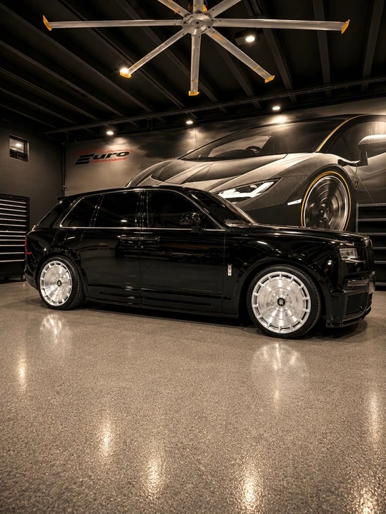 2026 Rolls-Royce Cullinan - Image 4 of 21