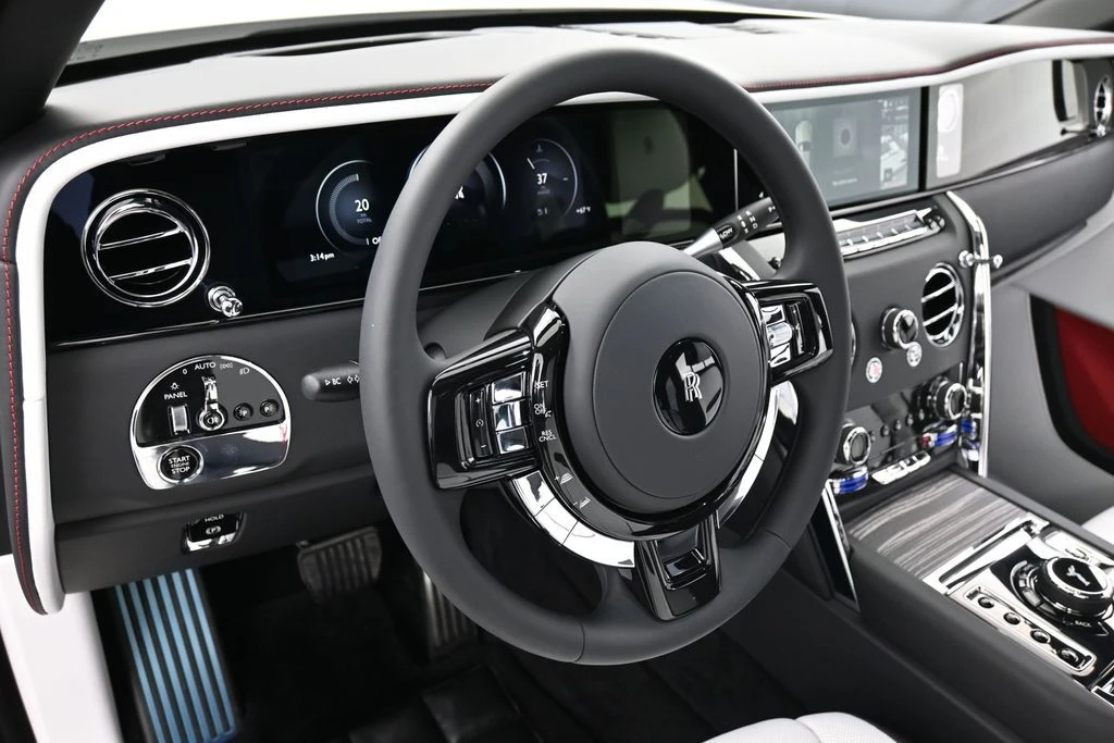 2026 Rolls-Royce Cullinan - Image 16 of 31