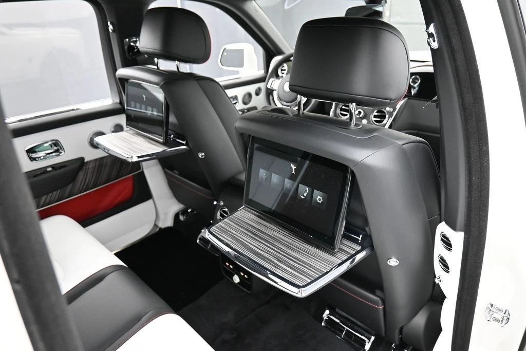 2026 Rolls-Royce Cullinan - Image 29 of 31