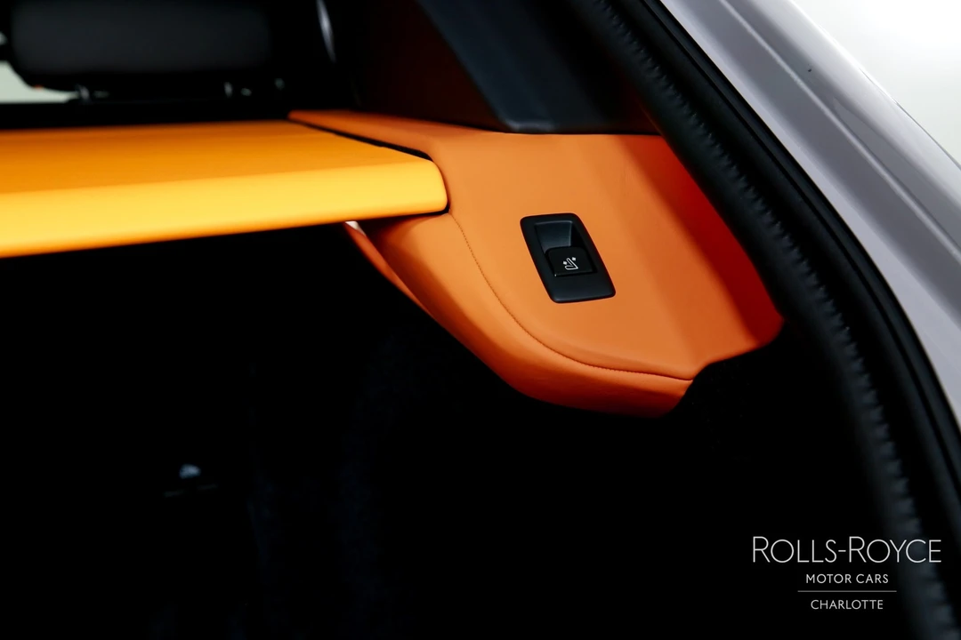 2026 Rolls-Royce Cullinan - Image 25 of 31