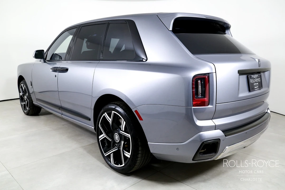 2026 Rolls-Royce Cullinan - Image 8 of 12