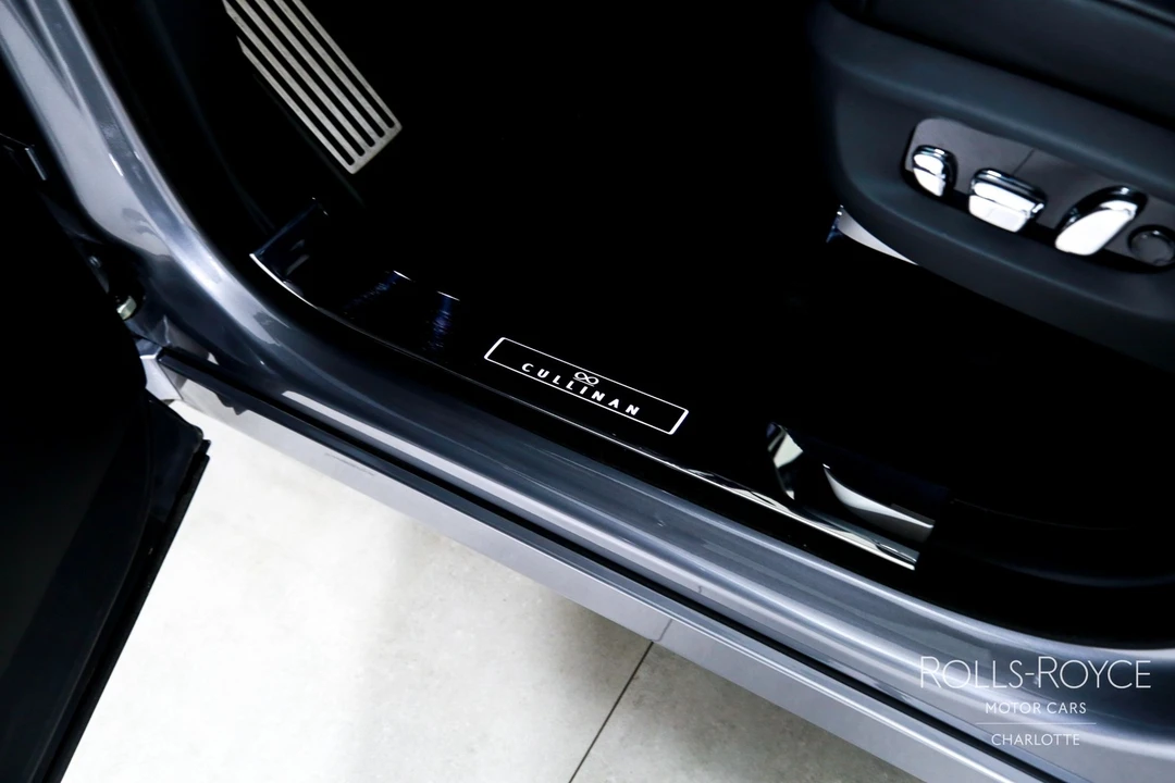 2026 Rolls-Royce Cullinan - Image 17 of 31