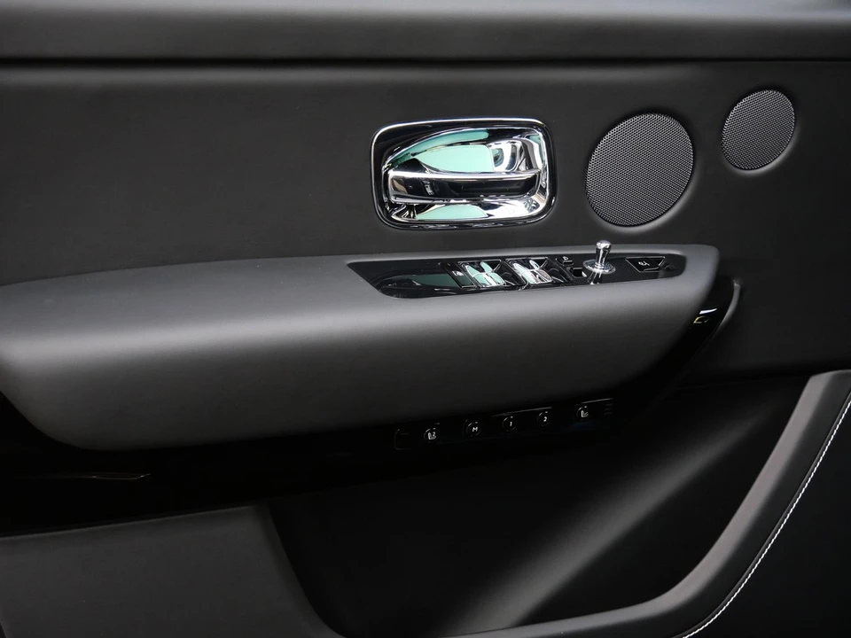 2026 Rolls-Royce Cullinan - Image 11 of 31