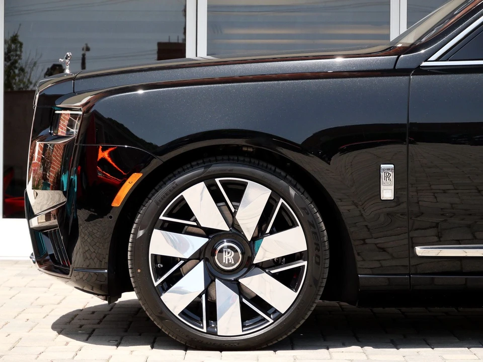 2026 Rolls-Royce Cullinan - Image 12 of 31