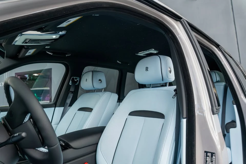 2026 Rolls-Royce Cullinan - Image 12 of 20