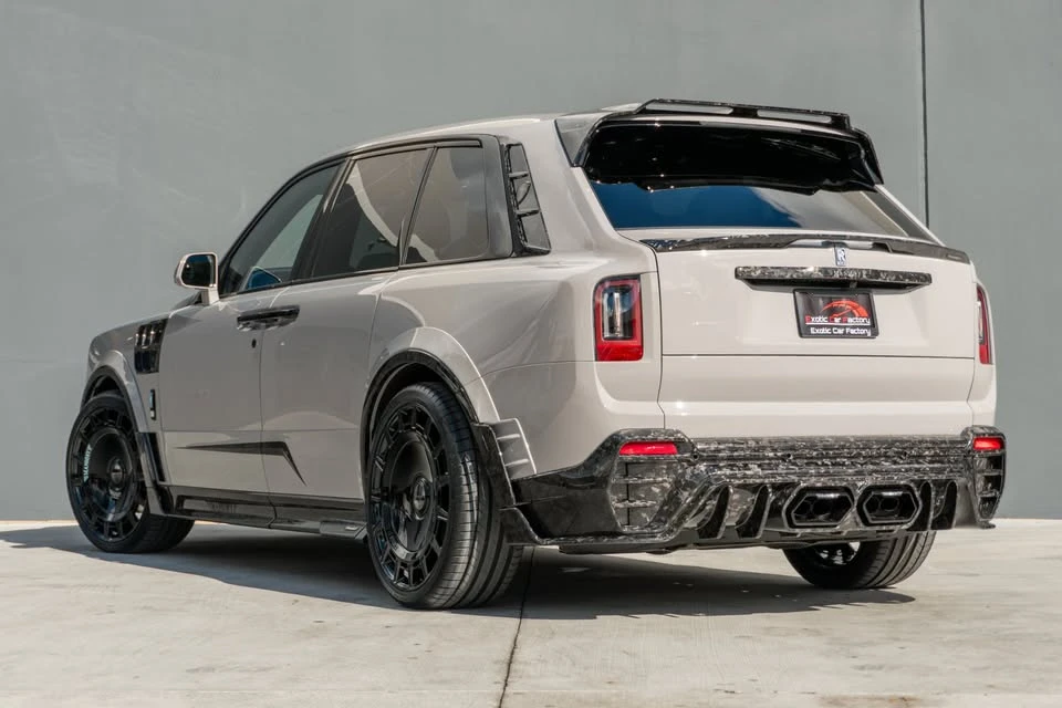 2026 Rolls-Royce Cullinan - Image 8 of 20