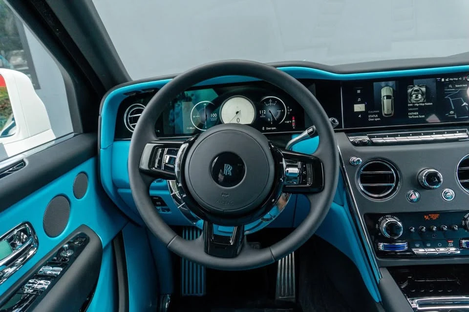 2026 Rolls-Royce Cullinan - Image 18 of 20
