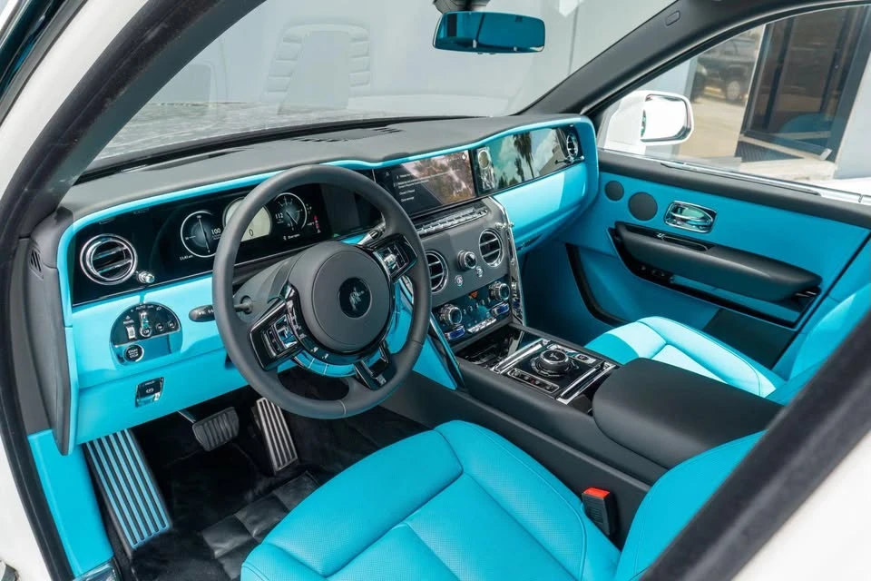 2026 Rolls-Royce Cullinan - Image 20 of 20