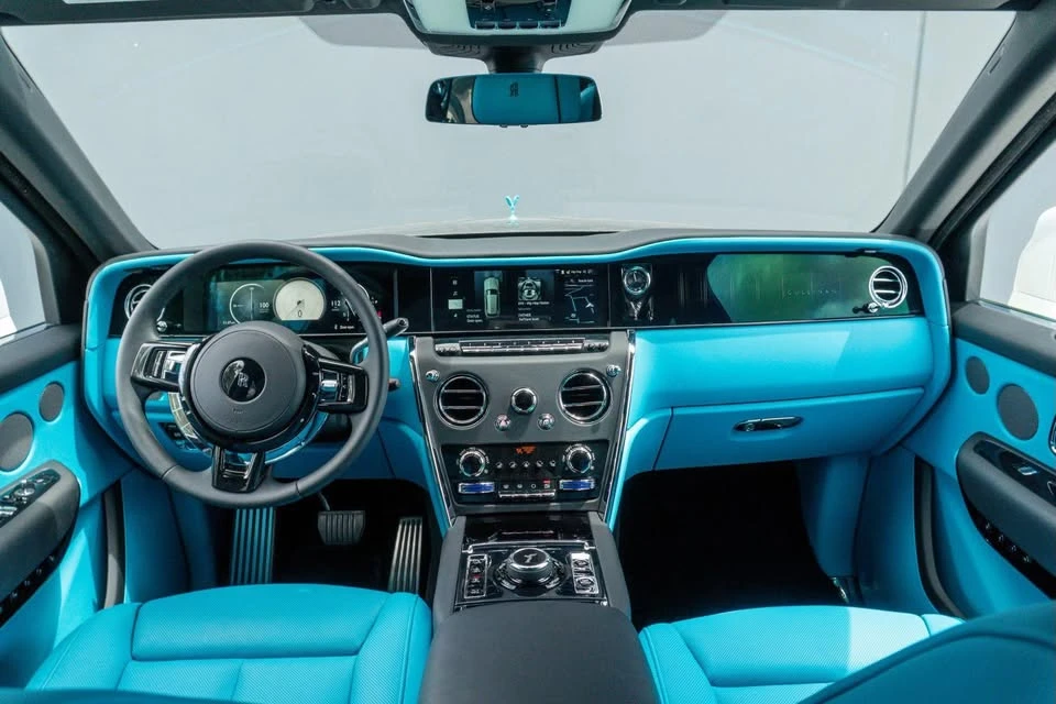 2026 Rolls-Royce Cullinan - Image 7 of 20