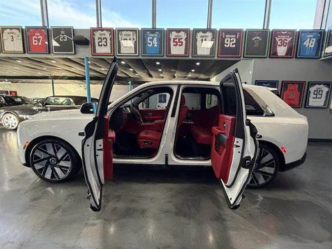 2026 Rolls-Royce Cullinan Sport Utility 4D