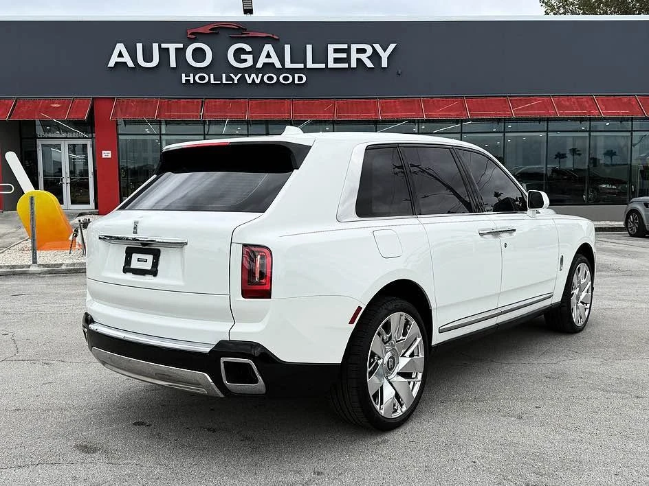 2026 Rolls-Royce Cullinan - Image 11 of 19