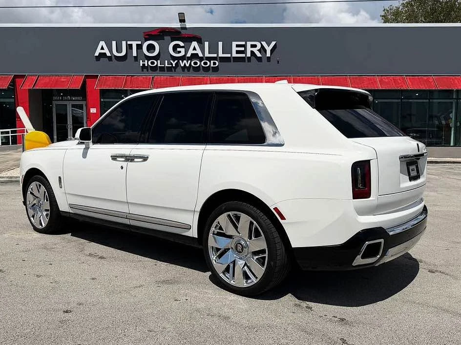 2026 Rolls-Royce Cullinan - Image 4 of 19