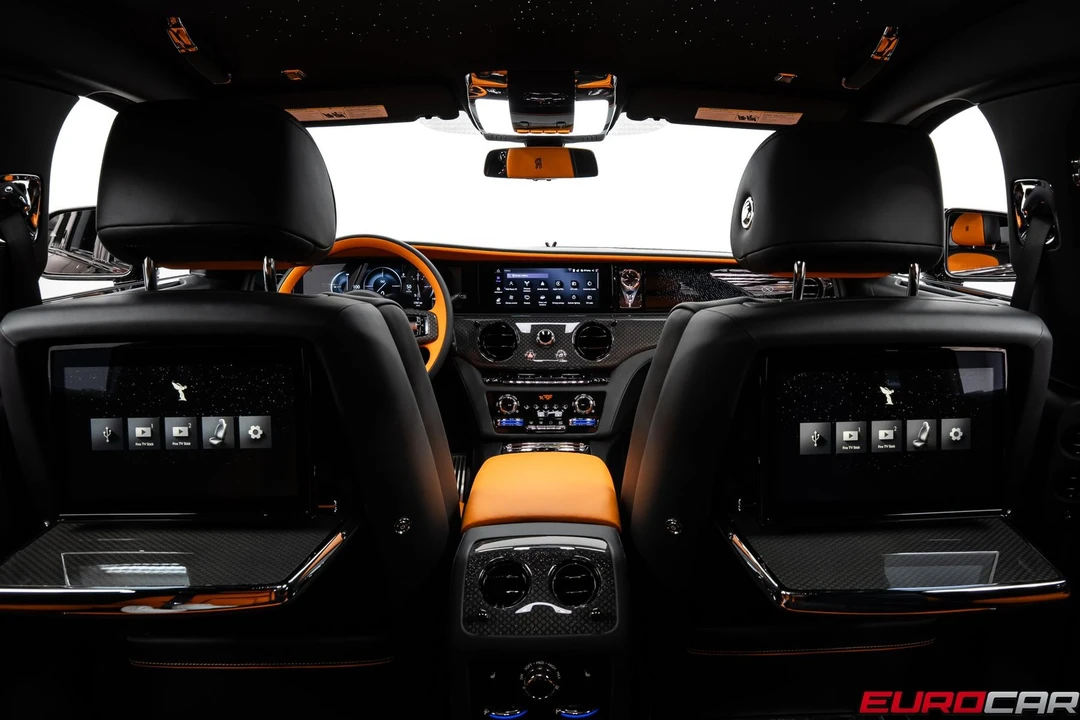 2026 Rolls-Royce Ghost Black Badge 2nd Gen - Image 26 of 31