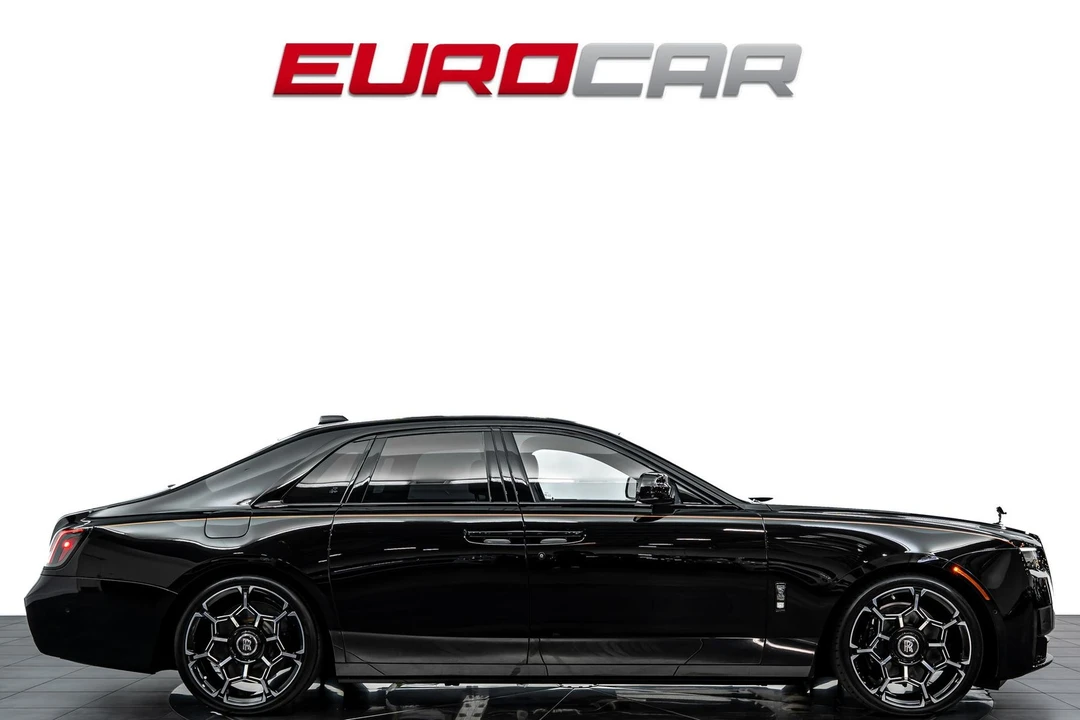 2026 Rolls-Royce Ghost Black Badge 2nd Gen - Image 7 of 31