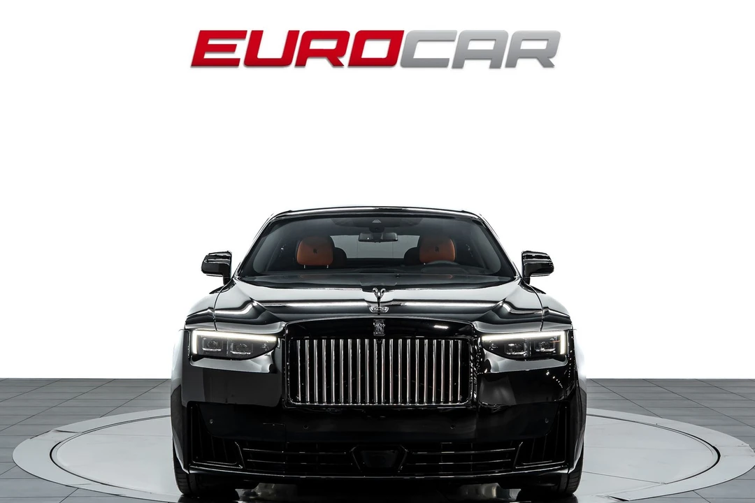 2026 Rolls-Royce Ghost Black Badge 2nd Gen - Image 10 of 31