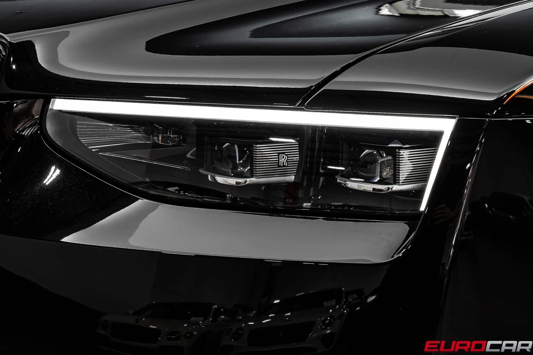 2026 Rolls-Royce Ghost Black Badge 2nd Gen - Image 12 of 31