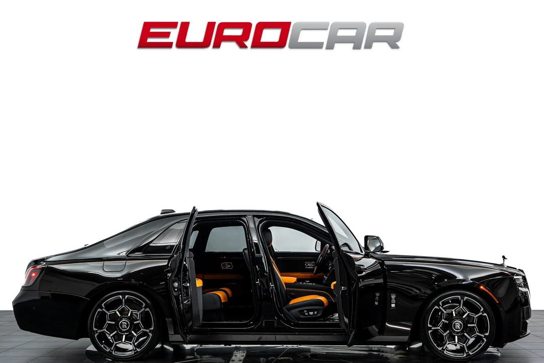 2026 Rolls-Royce Ghost Black Badge 2nd Gen - Image 8 of 31