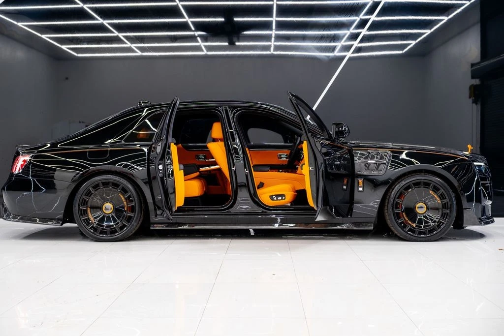 2026 Rolls-Royce Ghost 2nd Gen - Image 10 of 21