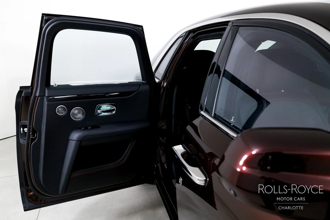 2026 Rolls-Royce Ghost 2nd Gen - Image 26 of 31
