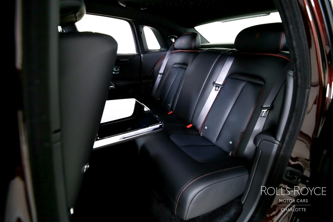 2026 Rolls-Royce Ghost 2nd Gen - Image 18 of 31