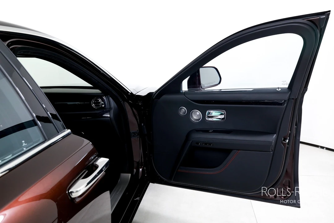 2026 Rolls-Royce Ghost 2nd Gen - Image 31 of 31