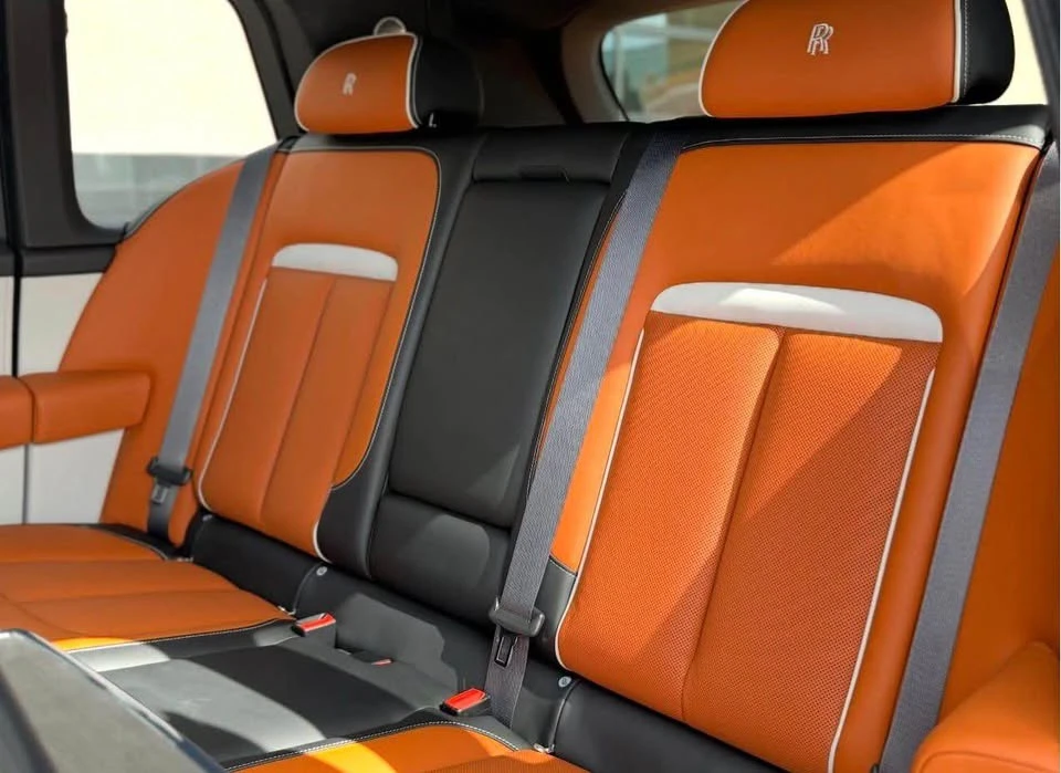 2026 Rolls-Royce Cullinan - Image 10 of 18