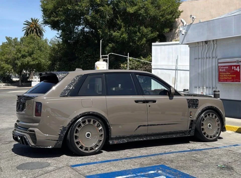 2026 Rolls-Royce Cullinan - Image 3 of 18