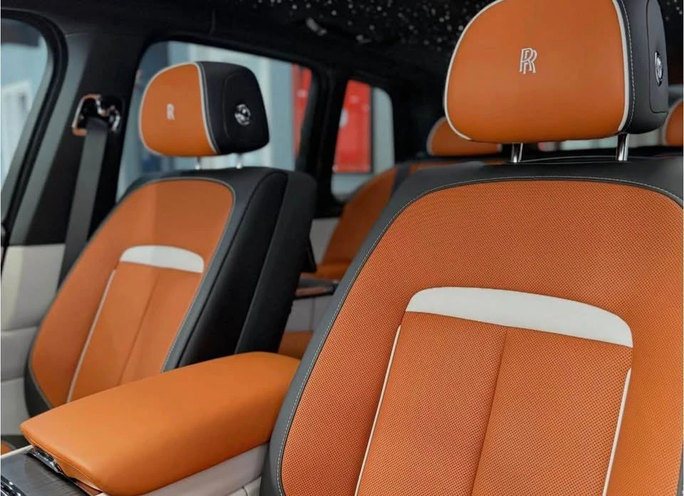 2026 Rolls-Royce Cullinan - Image 9 of 18