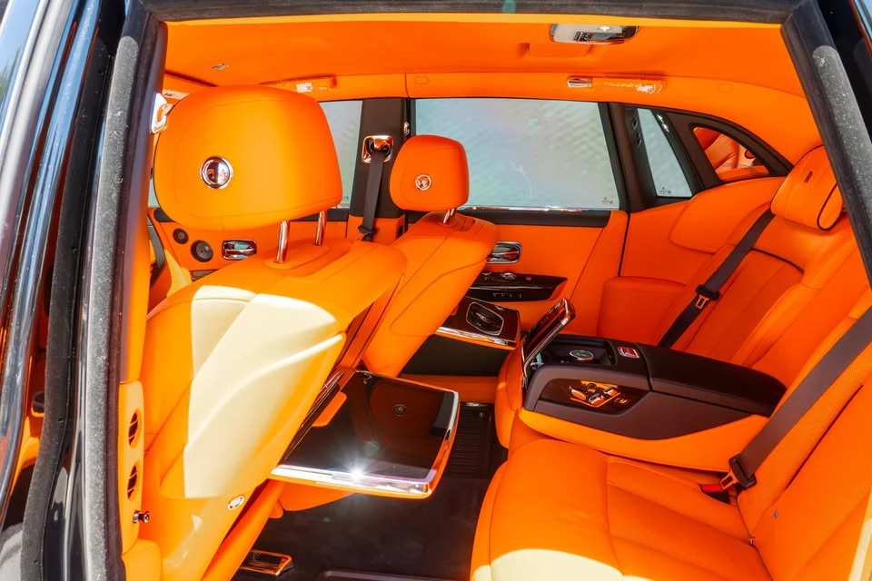 2026 Rolls-Royce Phantom VIII - Image 18 of 20