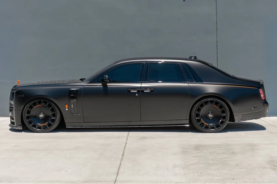 2026 Rolls-Royce Phantom VIII - Image 2 of 20