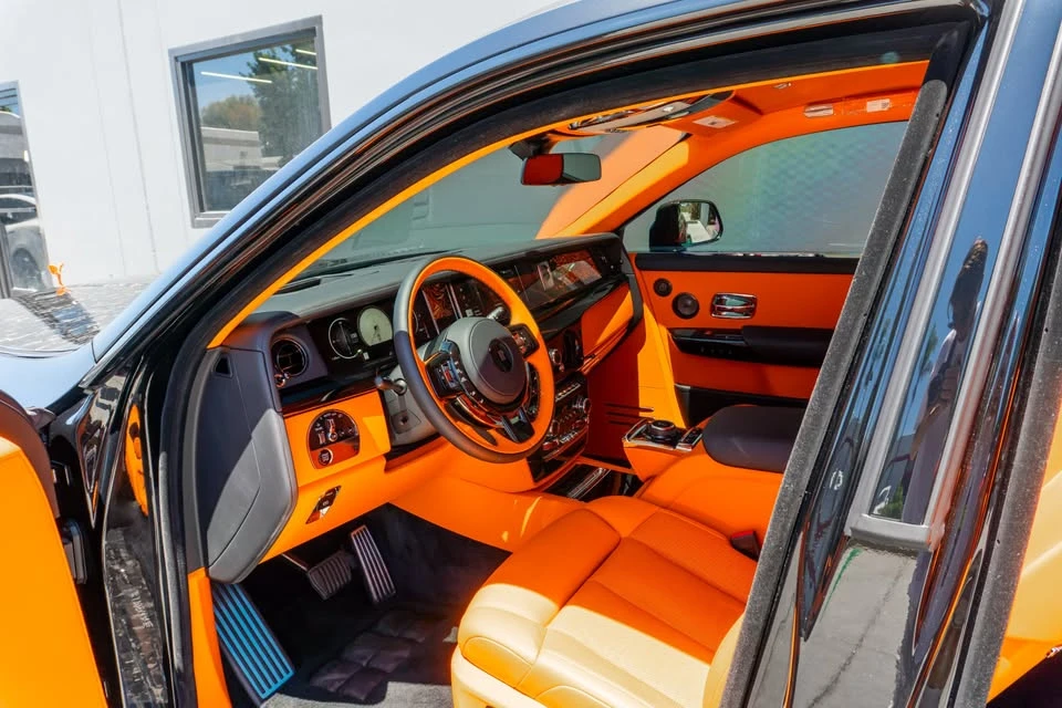 2026 Rolls-Royce Phantom VIII - Image 9 of 20