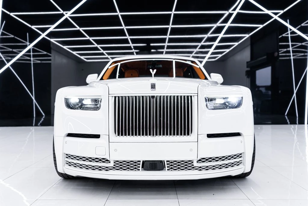 2026 Rolls-Royce Phantom VIII - Image 2 of 21