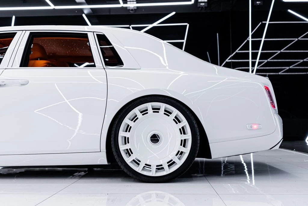 2026 Rolls-Royce Phantom VIII - Image 21 of 21