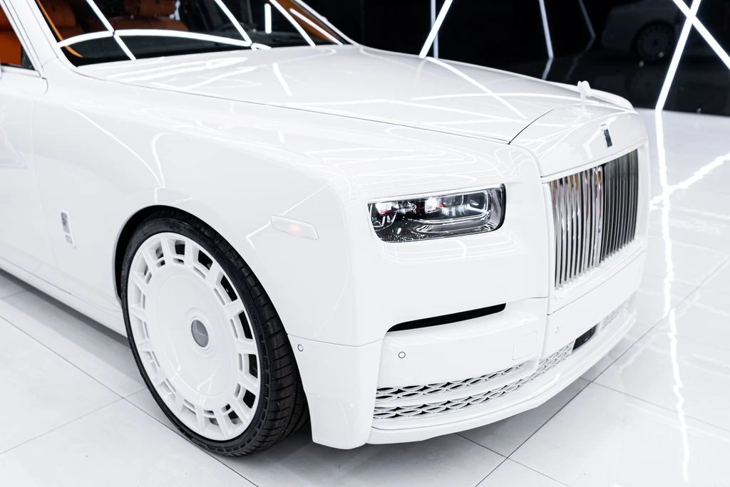 2026 Rolls-Royce Phantom VIII - Image 8 of 21