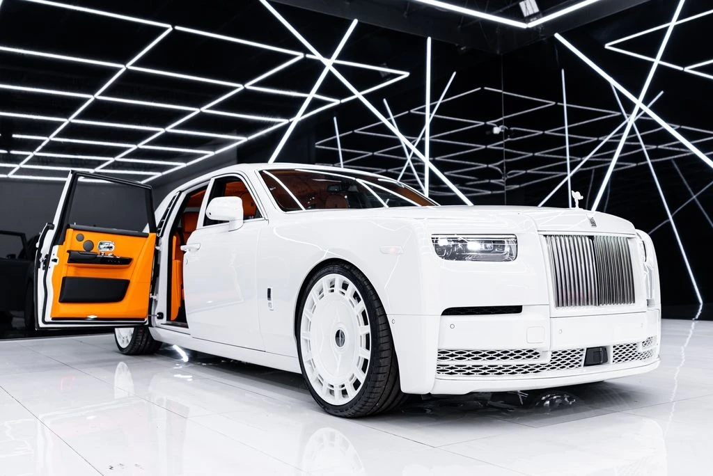 2026 Rolls-Royce Phantom VIII - Image 6 of 21