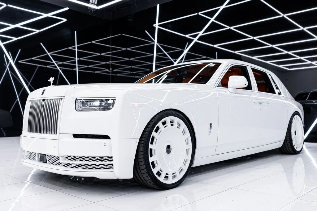 2026 Rolls-Royce Phantom VIII - Image 3 of 21