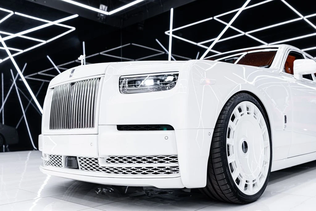 2026 Rolls-Royce Phantom VIII - Image 15 of 21