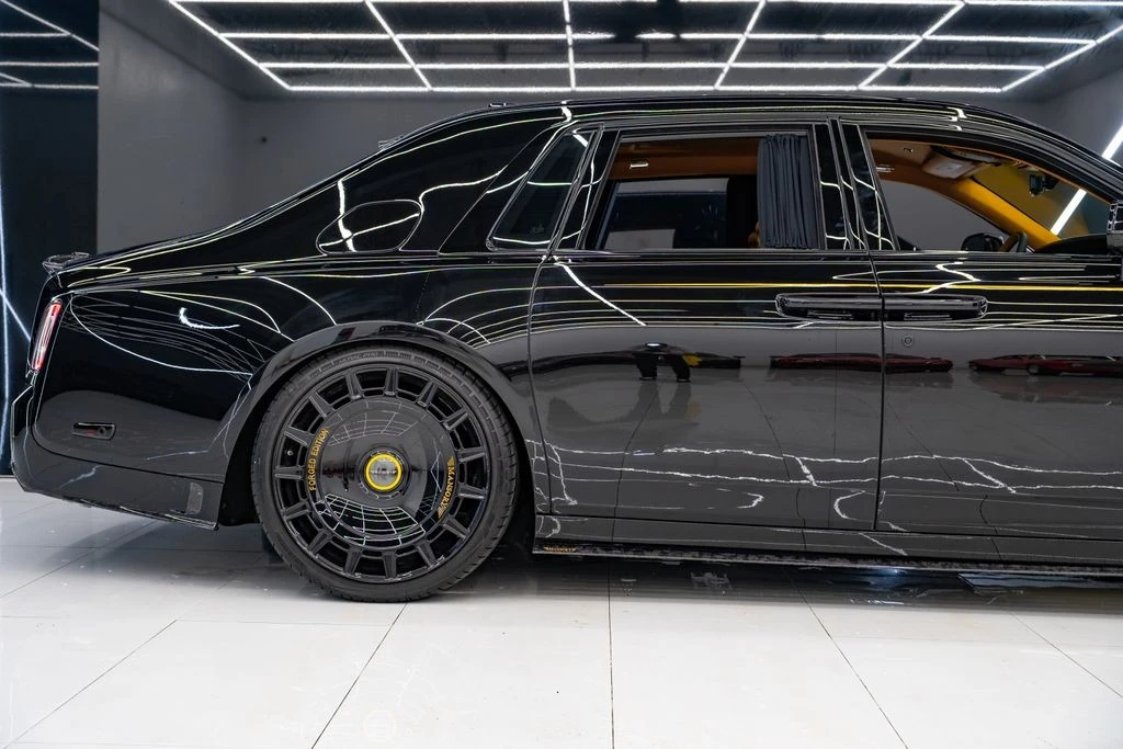 2026 Rolls-Royce Phantom - Image 9 of 31