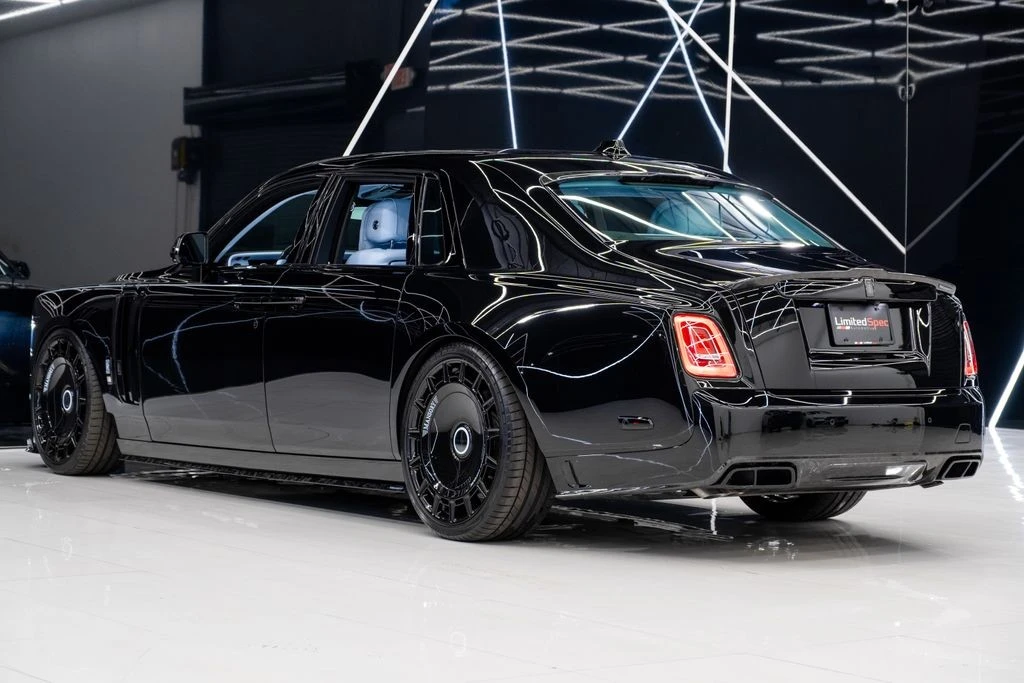 2026 Rolls-Royce Phantom VIII - Image 16 of 31