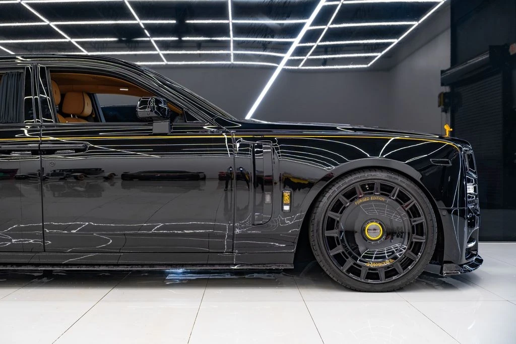 2026 Rolls-Royce Phantom - Image 10 of 31