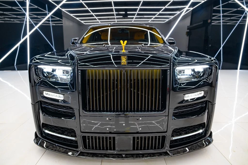 2026 Rolls-Royce Phantom - Image 20 of 31