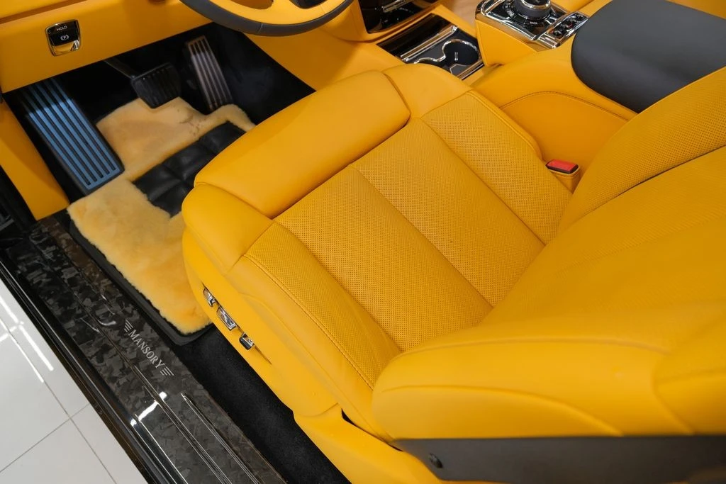 2026 Rolls-Royce Phantom - Image 26 of 31