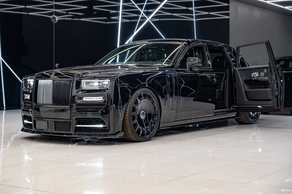 2026 Rolls-Royce Phantom VIII - Image 10 of 31