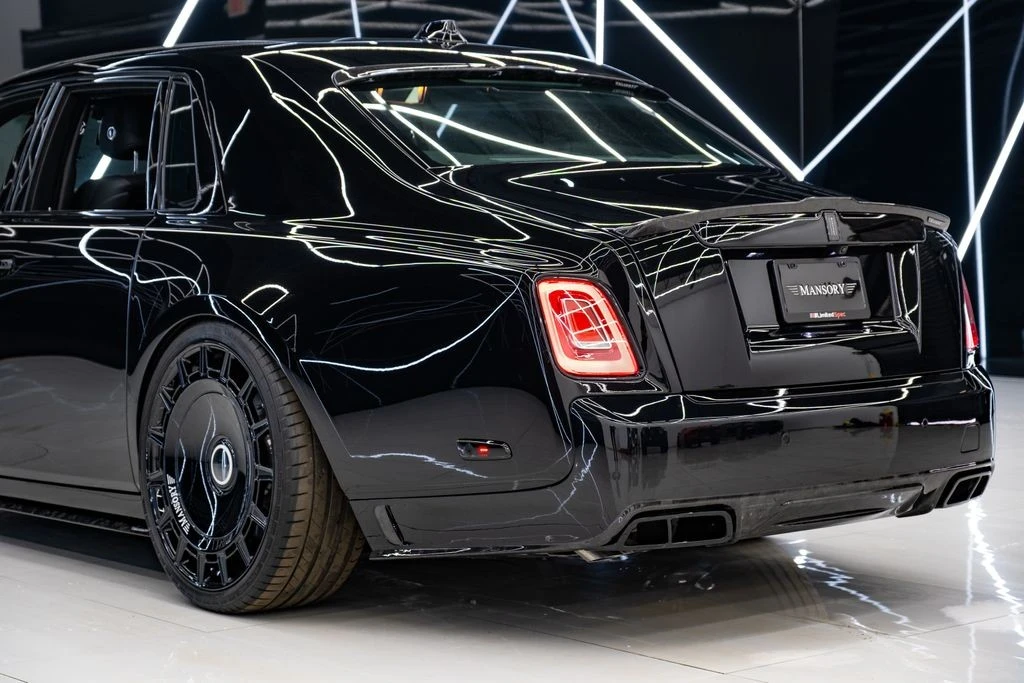 2026 Rolls-Royce Phantom VIII - Image 16 of 21
