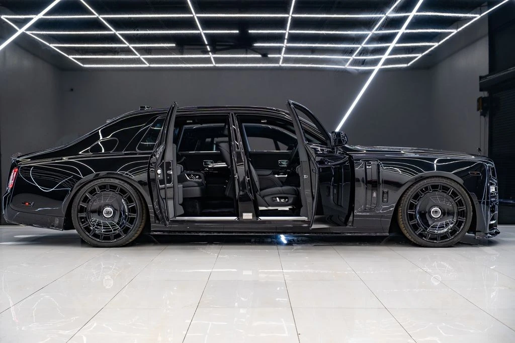 2026 Rolls-Royce Phantom VIII - Image 11 of 31
