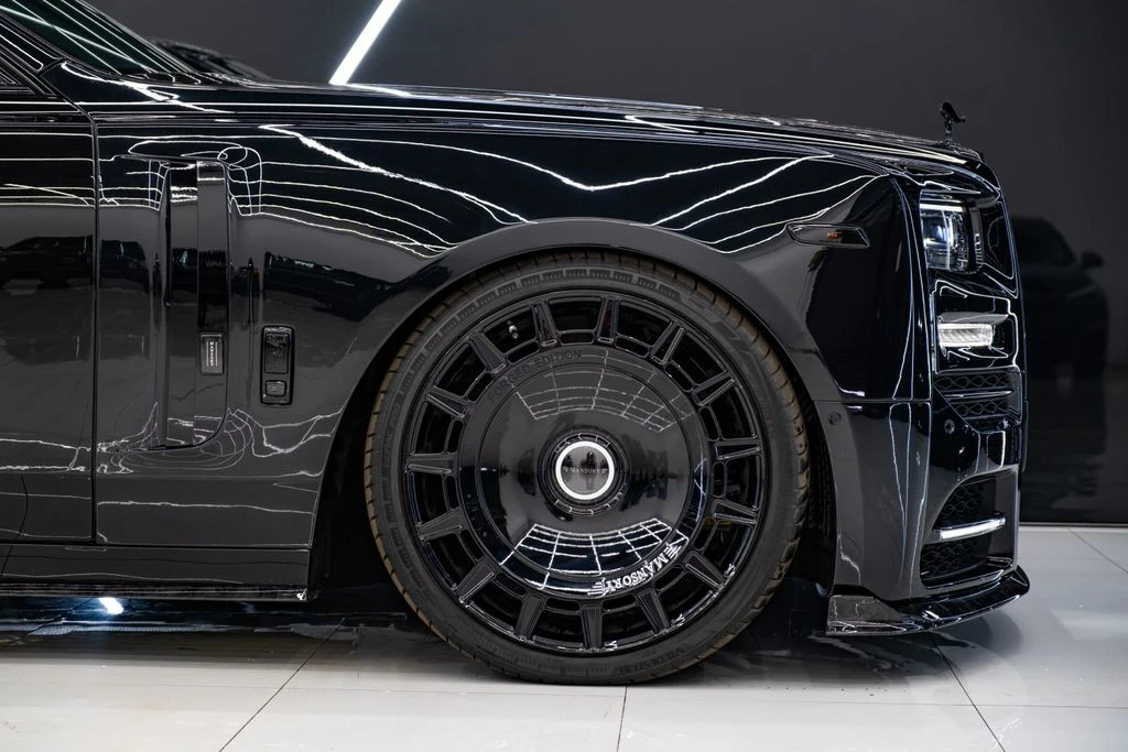2026 Rolls-Royce Phantom VIII - Image 14 of 31
