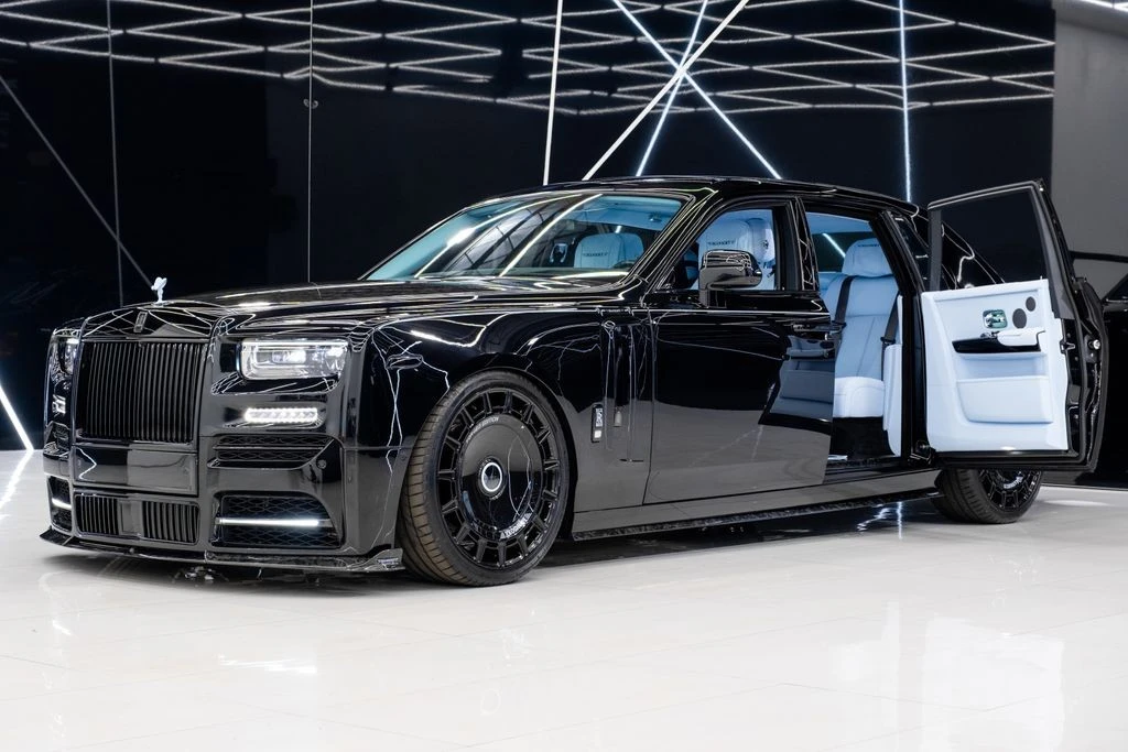 2026 Rolls-Royce Phantom VIII - Image 31 of 31