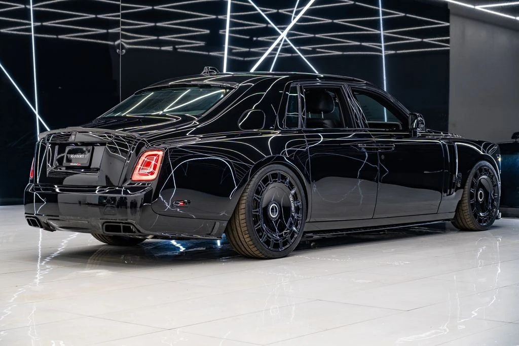 2026 Rolls-Royce Phantom VIII - Image 19 of 21
