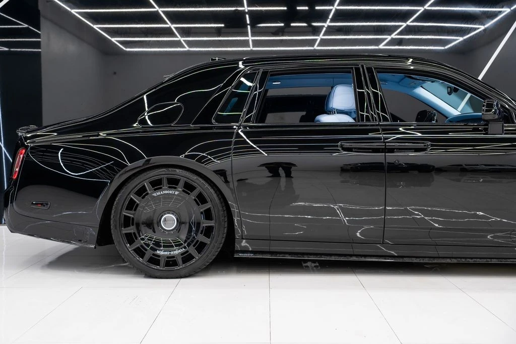 2026 Rolls-Royce Phantom VIII - Image 11 of 31