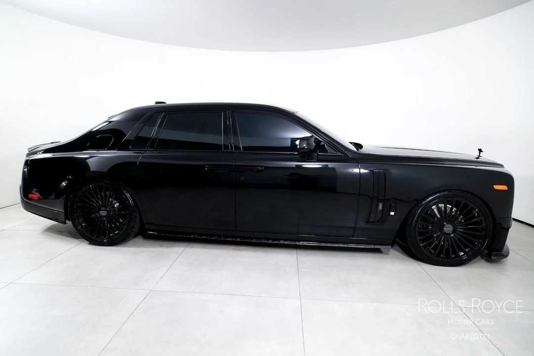 2026 Rolls-Royce Phantom VIII - Image 10 of 31